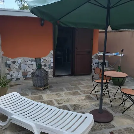 Casa Francesca, *
